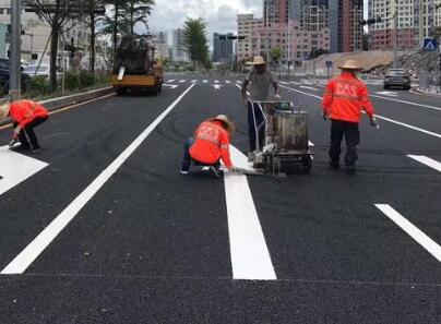 熱熔標(biāo)線施工溫度要求？道路標(biāo)線施工廠家為你介紹
